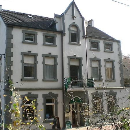 Hotel Bergische Schweiz Velbert Buitenkant foto